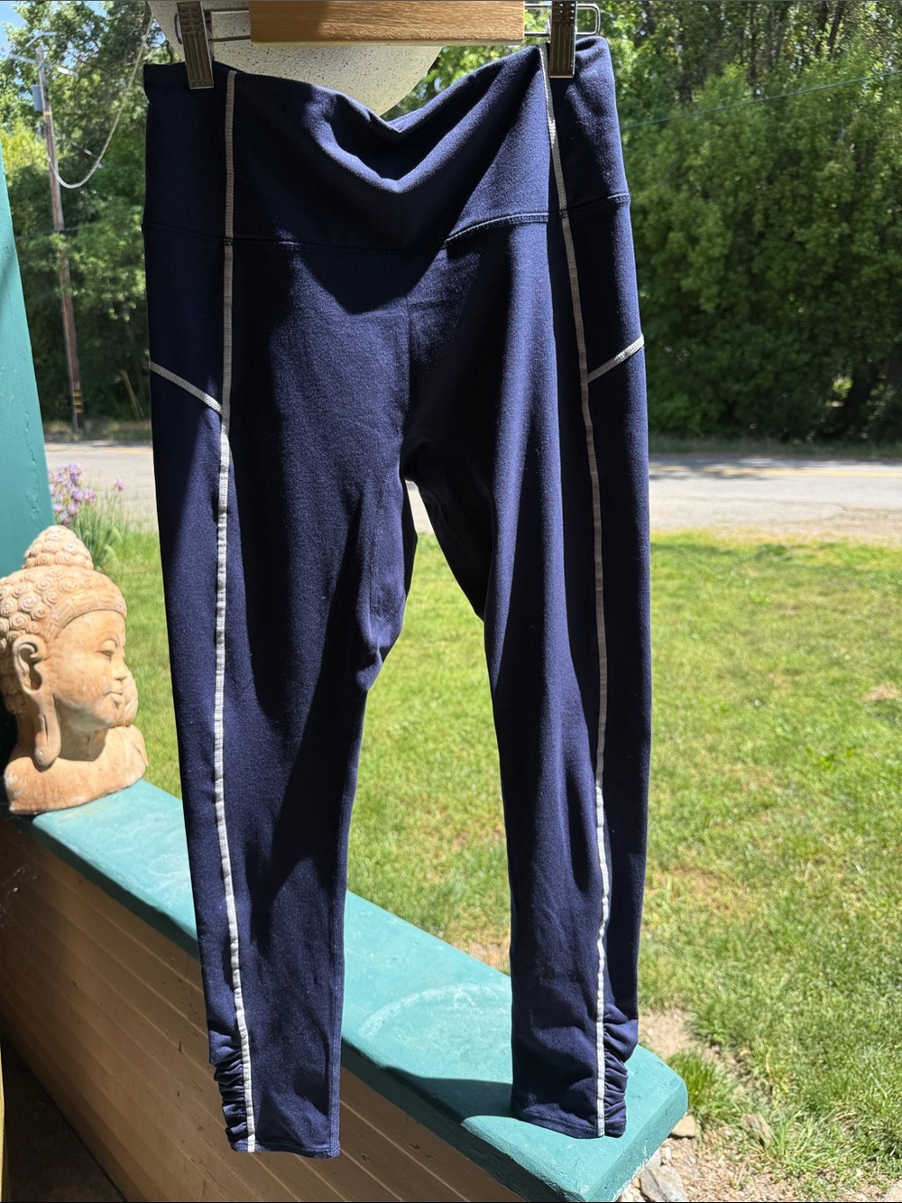 FP Movement by Free People Navy Leggings with White Piping, size medium